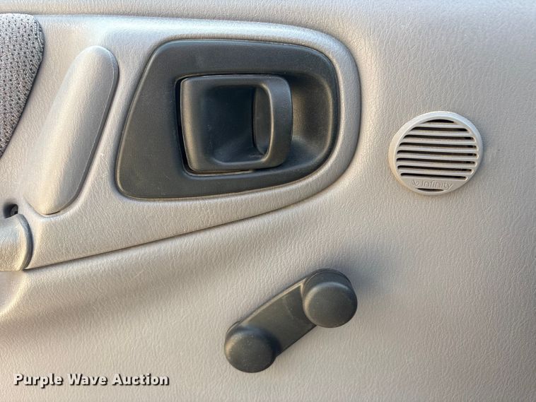 image for item FG2781 2000 Dodge Dakota Ext. Cab pickup truck