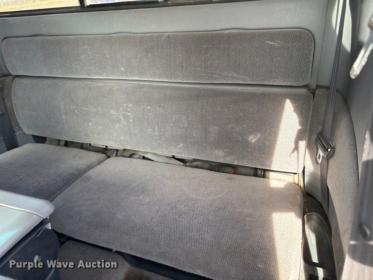 image for item FG2781 2000 Dodge Dakota Ext. Cab pickup truck