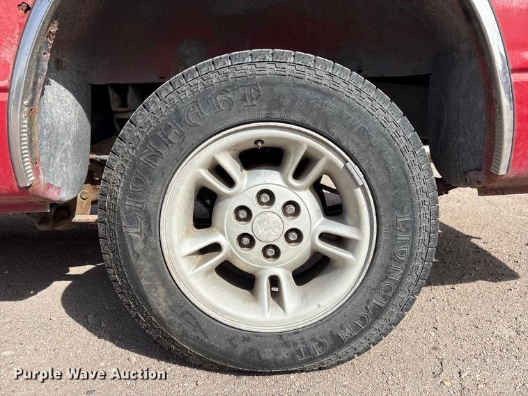 image for item FG2781 2000 Dodge Dakota Ext. Cab pickup truck