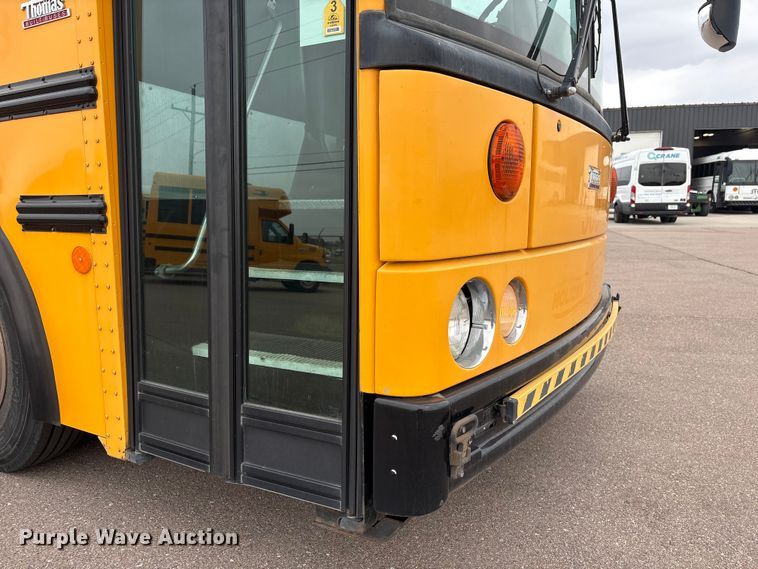 image for item FG2808 2014 Thomas Built HDX school bus
