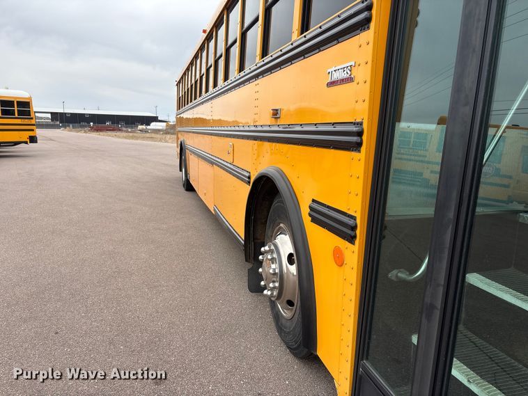 image for item FG2808 2014 Thomas Built HDX school bus