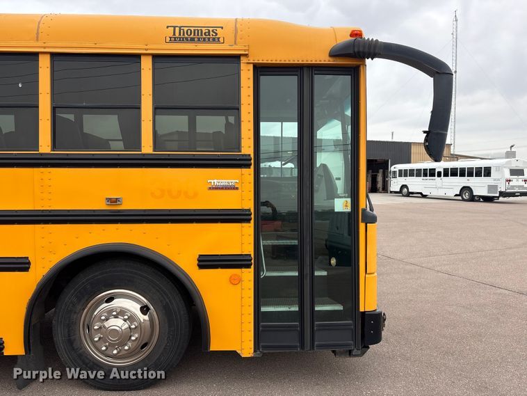 image for item FG2808 2014 Thomas Built HDX school bus