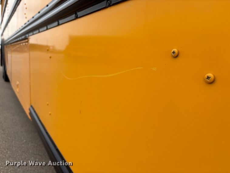 image for item FG2808 2014 Thomas Built HDX school bus