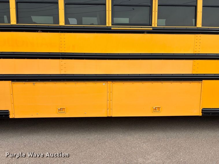 image for item FG2808 2014 Thomas Built HDX school bus