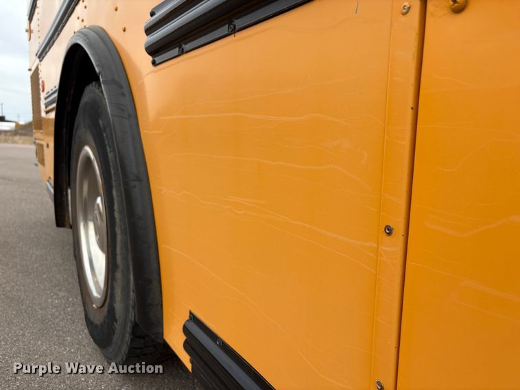 image for item FG2808 2014 Thomas Built HDX school bus