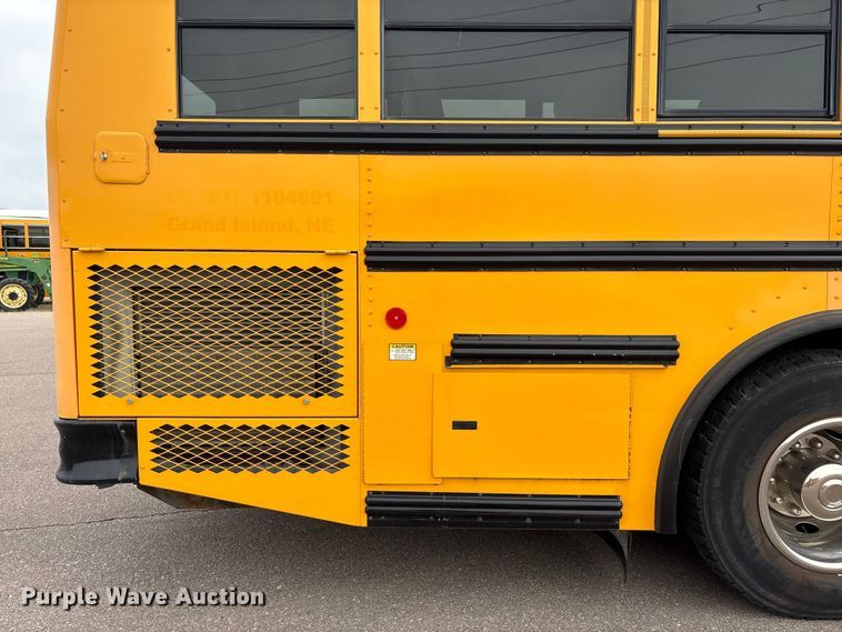 image for item FG2808 2014 Thomas Built HDX school bus