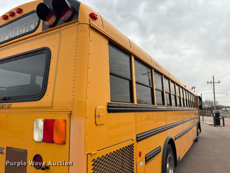 image for item FG2808 2014 Thomas Built HDX school bus