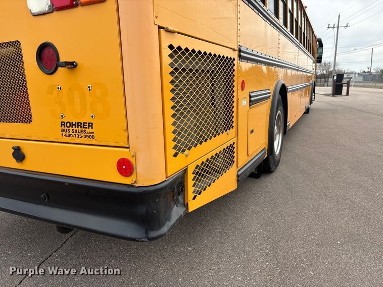 image for item FG2808 2014 Thomas Built HDX school bus