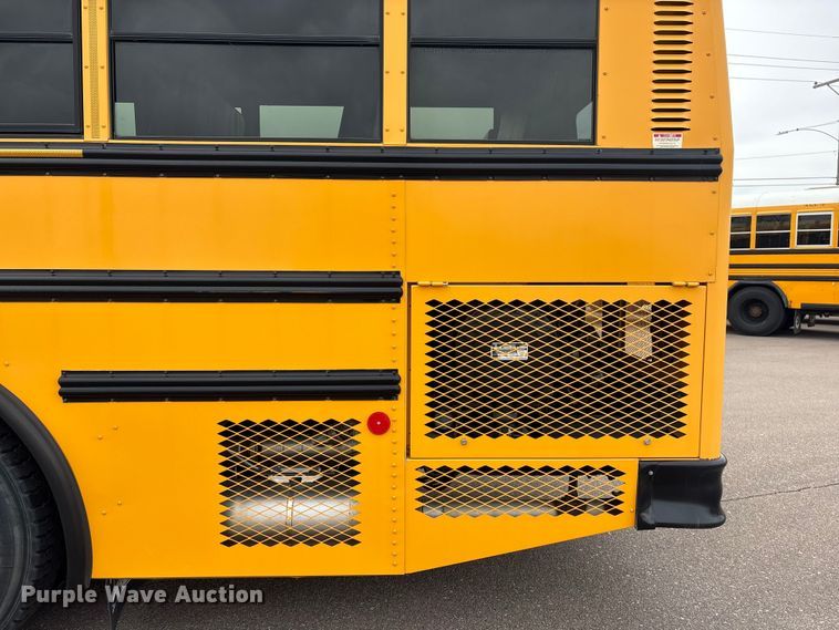image for item FG2808 2014 Thomas Built HDX school bus