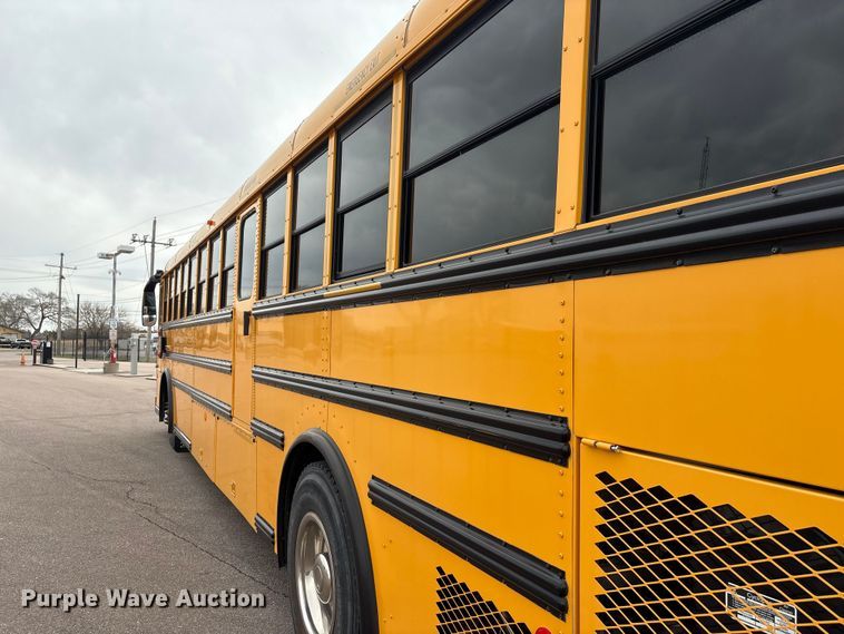 image for item FG2808 2014 Thomas Built HDX school bus