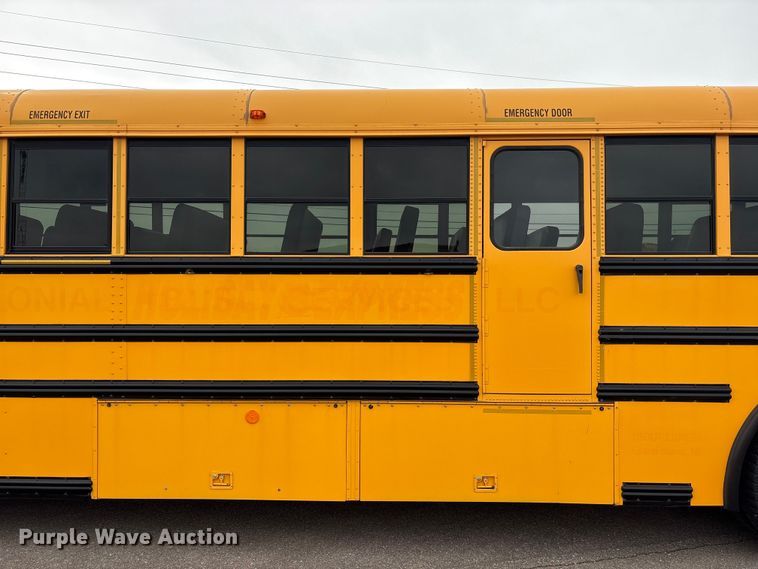 image for item FG2808 2014 Thomas Built HDX school bus