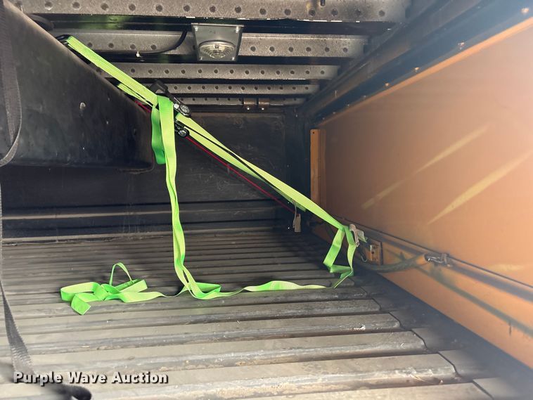 image for item FG2808 2014 Thomas Built HDX school bus