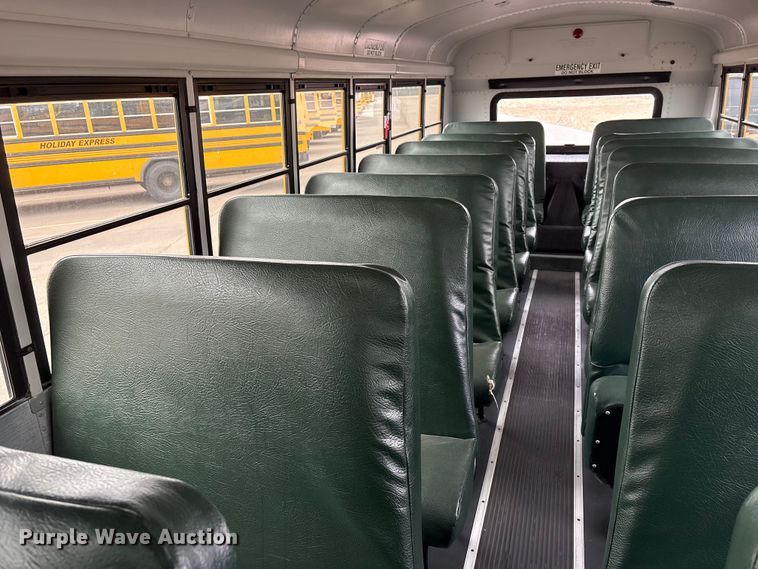 image for item FG2808 2014 Thomas Built HDX school bus