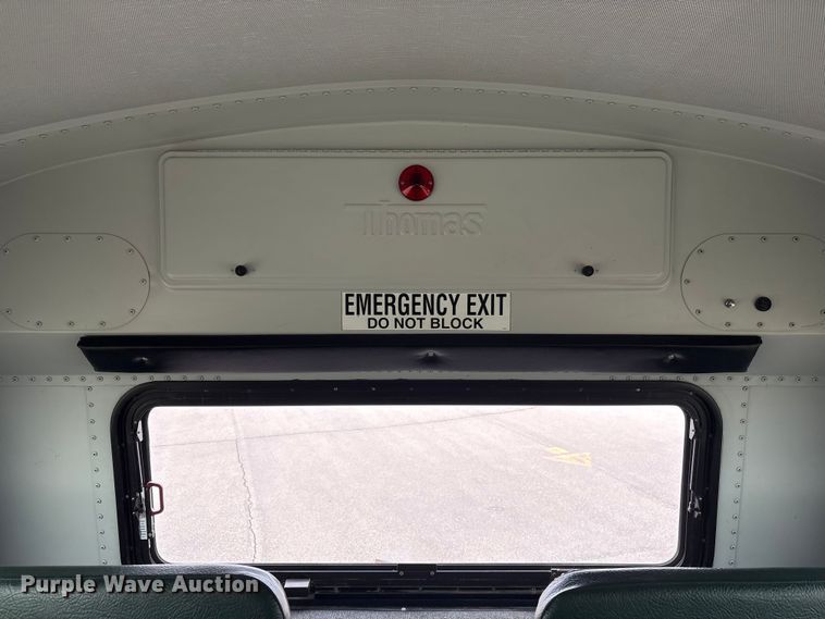 image for item FG2808 2014 Thomas Built HDX school bus