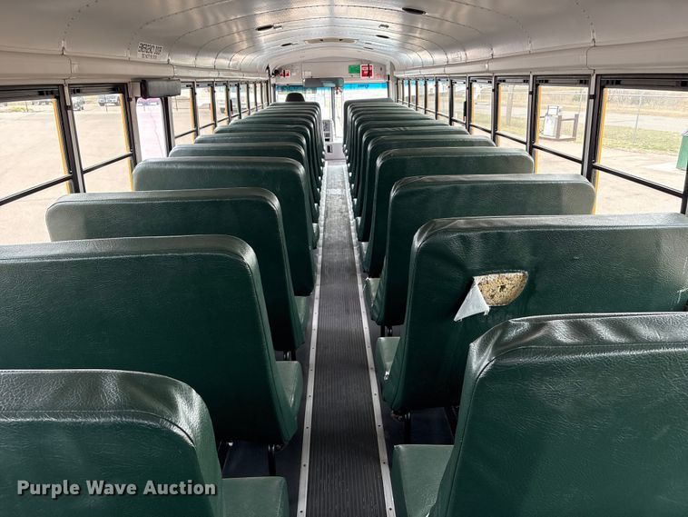 image for item FG2808 2014 Thomas Built HDX school bus