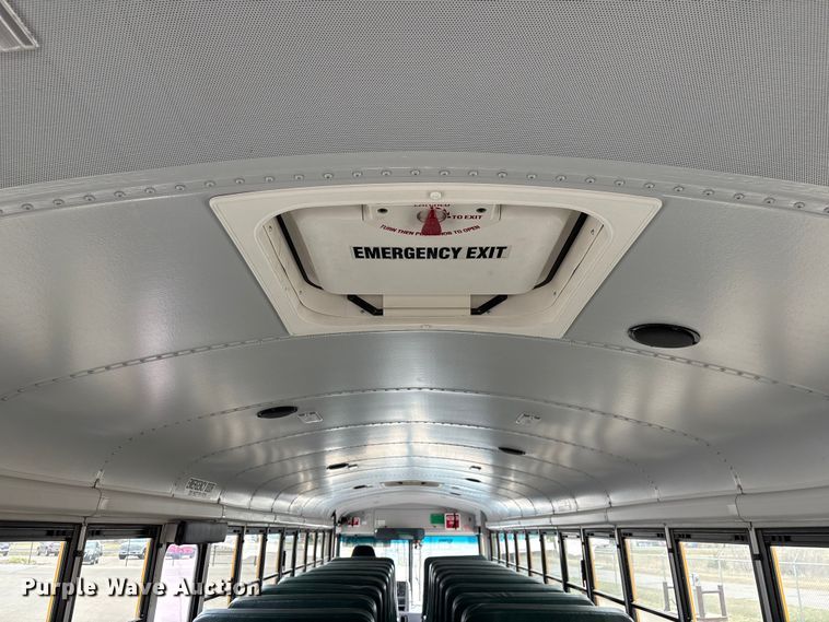 image for item FG2808 2014 Thomas Built HDX school bus