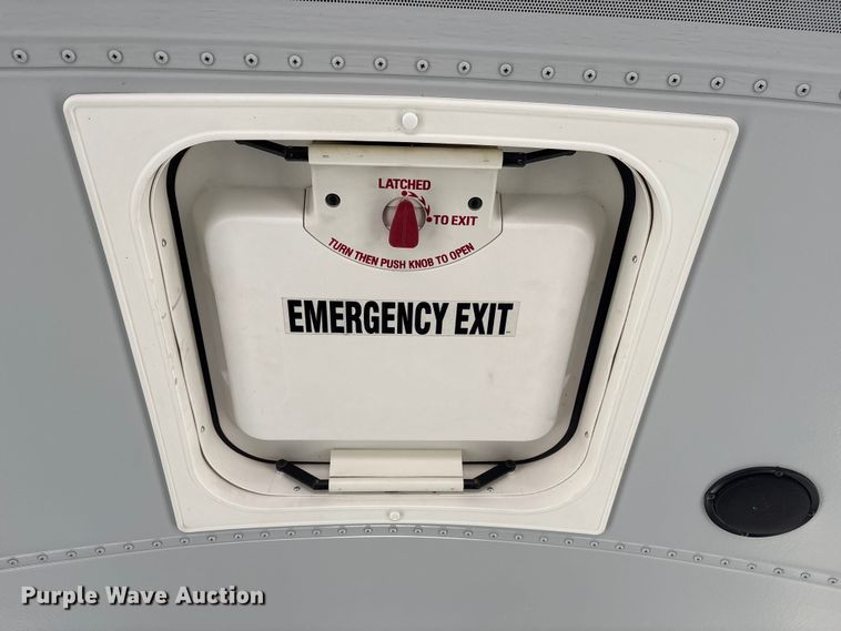 image for item FG2808 2014 Thomas Built HDX school bus