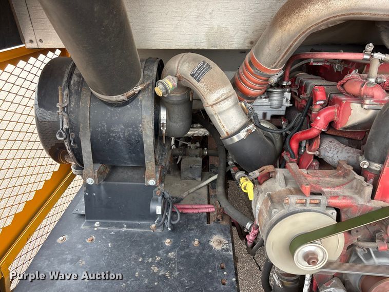 image for item FG2808 2014 Thomas Built HDX school bus