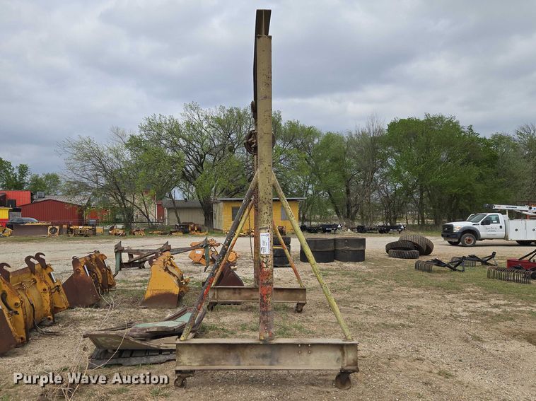 image for item FH6567 Yale A frame hoist