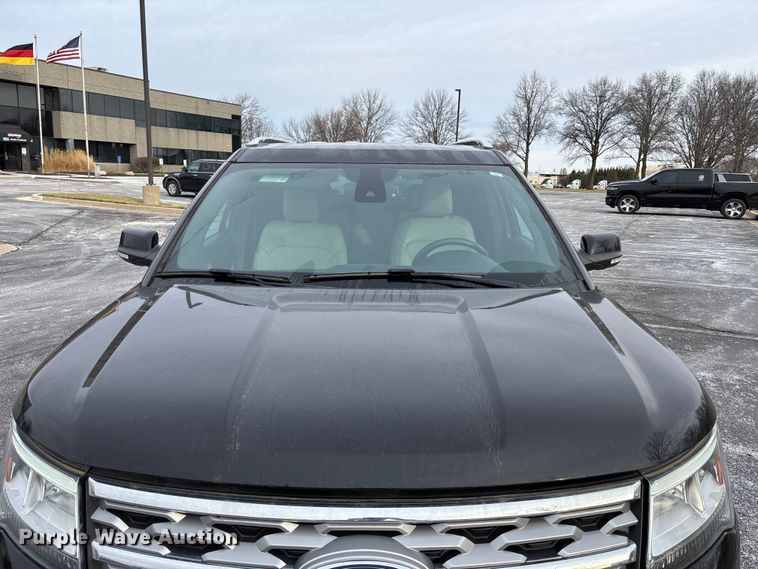 image for item FH7005 2019 Ford Explorer SUV