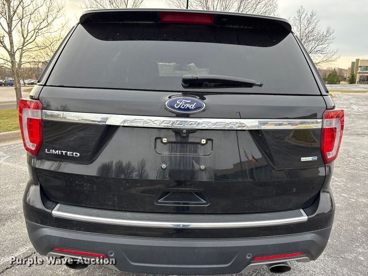 image for item FH7005 2019 Ford Explorer SUV