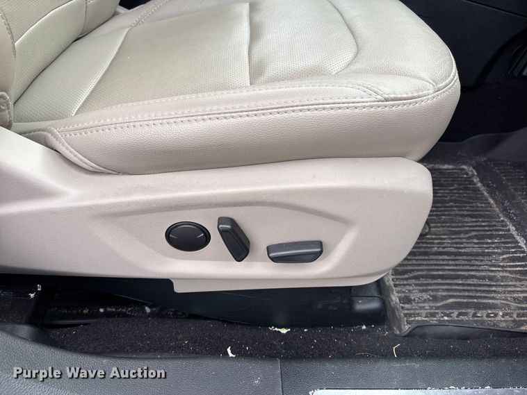 image for item FH7005 2019 Ford Explorer SUV