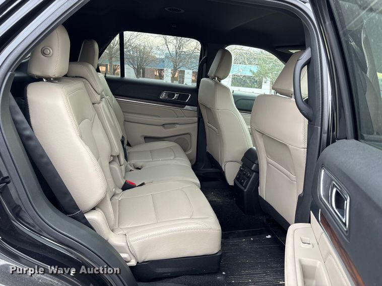 image for item FH7005 2019 Ford Explorer SUV