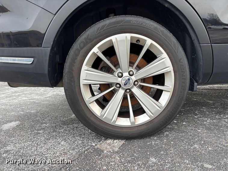 image for item FH7005 2019 Ford Explorer SUV