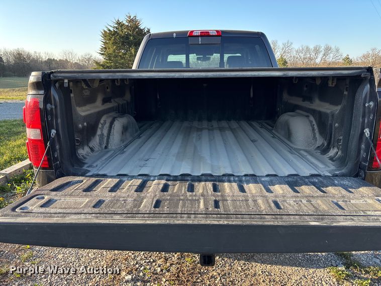 image for item FH7016 2014 GMC Sierra 1500 Crew Cab pickup truck