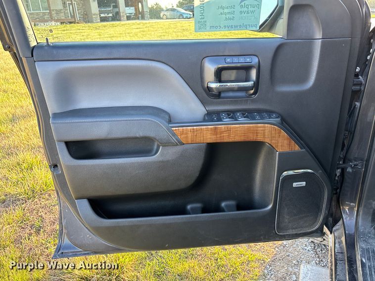 image for item FH7016 2014 GMC Sierra 1500 Crew Cab pickup truck