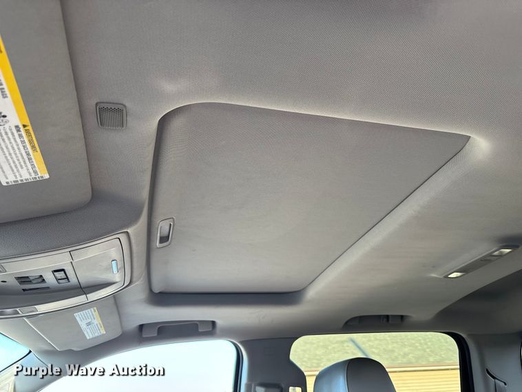 image for item FH7016 2014 GMC Sierra 1500 Crew Cab pickup truck