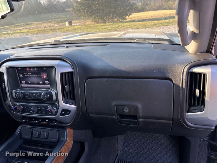 image for item FH7016 2014 GMC Sierra 1500 Crew Cab pickup truck