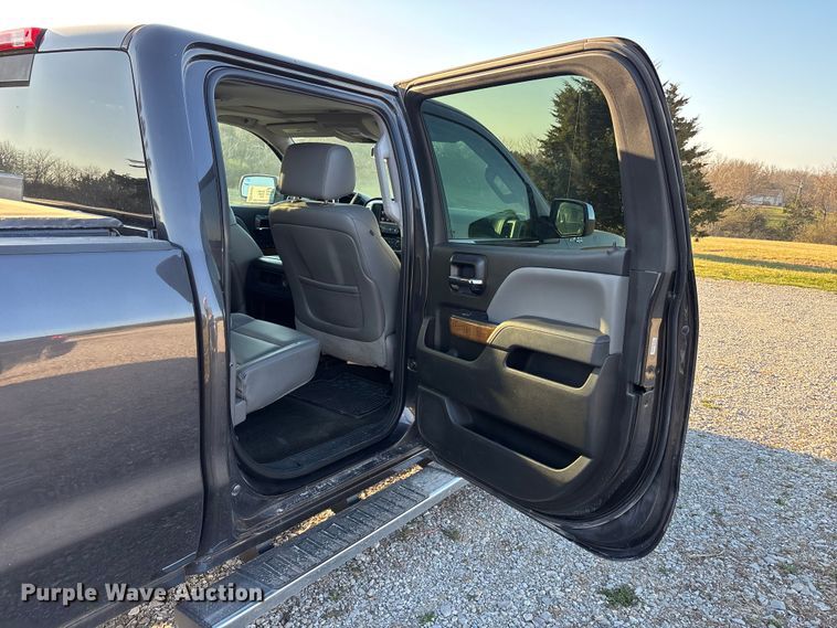 image for item FH7016 2014 GMC Sierra 1500 Crew Cab pickup truck