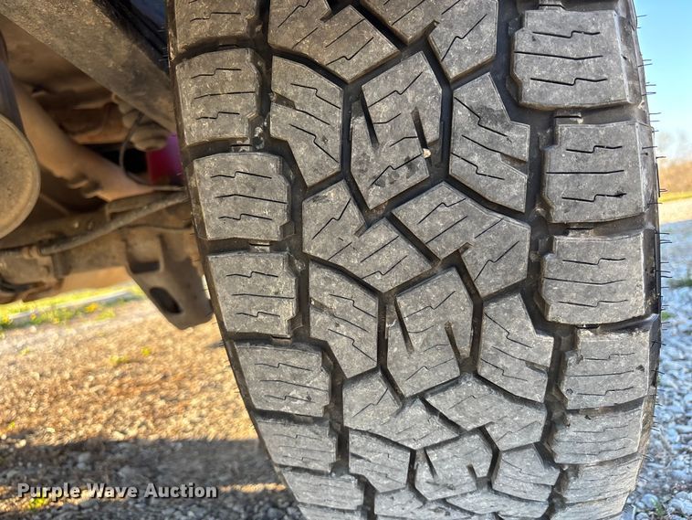 image for item FH7016 2014 GMC Sierra 1500 Crew Cab pickup truck