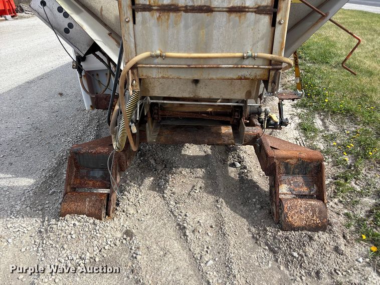 image for item FH7024 Warren spreader