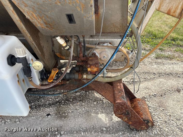 image for item FH7024 Warren spreader