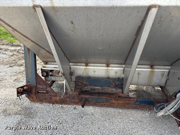 image for item FH7024 Warren spreader