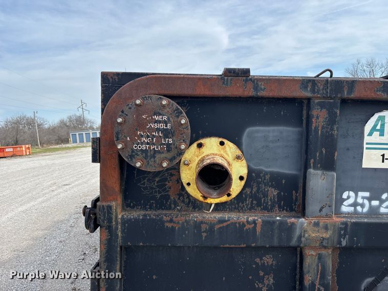 image for item FH7025 May Fabricating Co., Inc. Wastequip roll-off tank