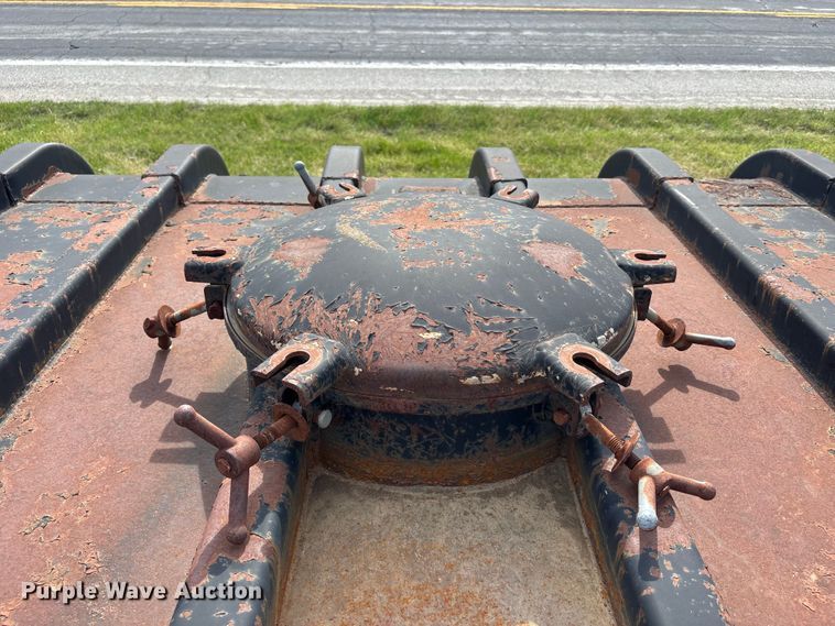 image for item FH7025 May Fabricating Co., Inc. Wastequip roll-off tank