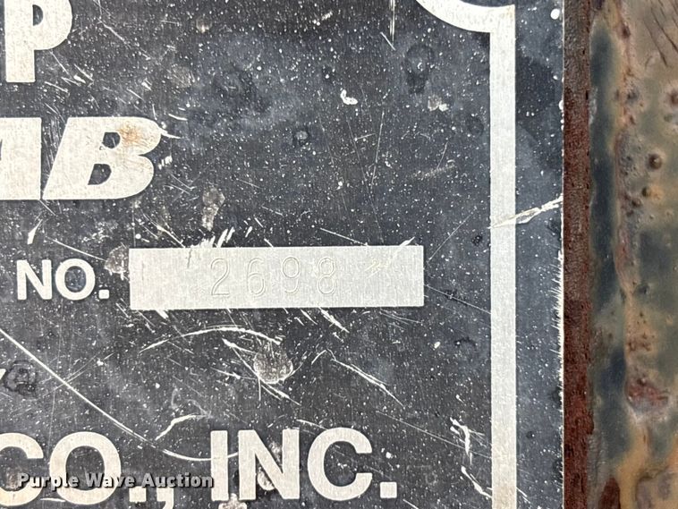 image for item FH7025 May Fabricating Co., Inc. Wastequip roll-off tank