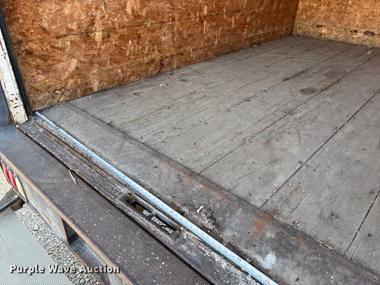 image for item FH7041 1999 Dodge Ram 3500 box truck