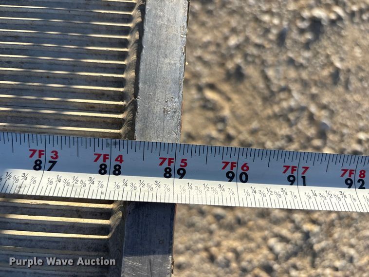 image for item FH7041 1999 Dodge Ram 3500 box truck