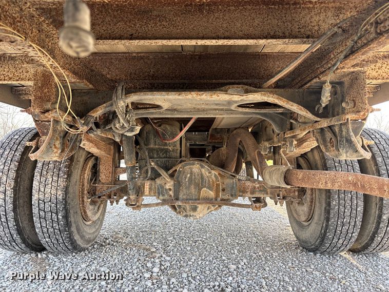 image for item FH7041 1999 Dodge Ram 3500 box truck