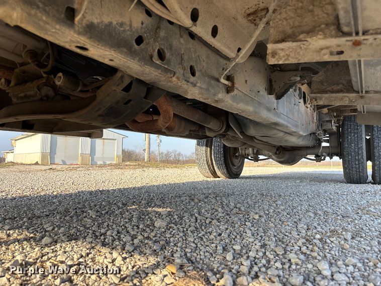 image for item FH7041 1999 Dodge Ram 3500 box truck