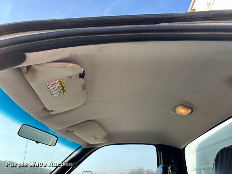 image for item FH7041 1999 Dodge Ram 3500 box truck