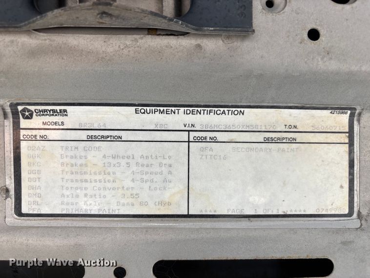 image for item FH7041 1999 Dodge Ram 3500 box truck