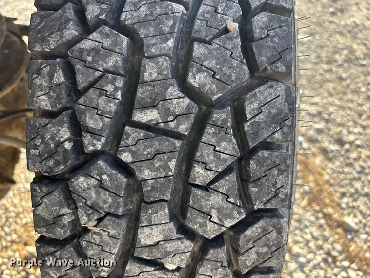 image for item FH7041 1999 Dodge Ram 3500 box truck