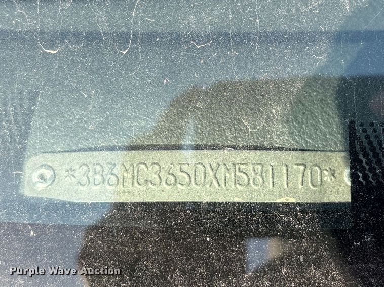 image for item FH7041 1999 Dodge Ram 3500 box truck