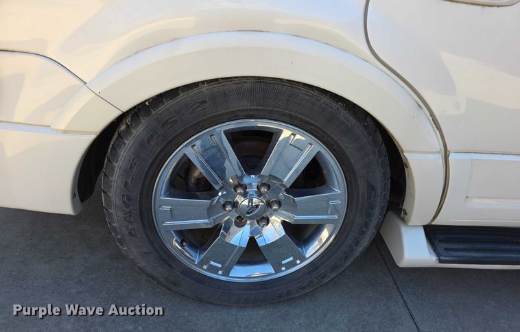 image for item FI0764 2007 Ford Expedition Limited SUV