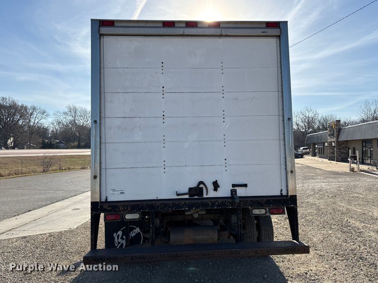 image for item FI0788 2004 Chevrolet  Express box truck